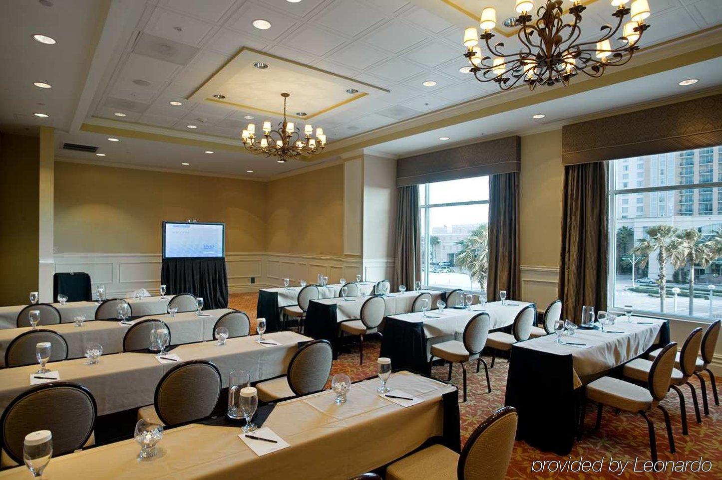 Hotel Embassy By Hilton Downtown Convention Center 4*